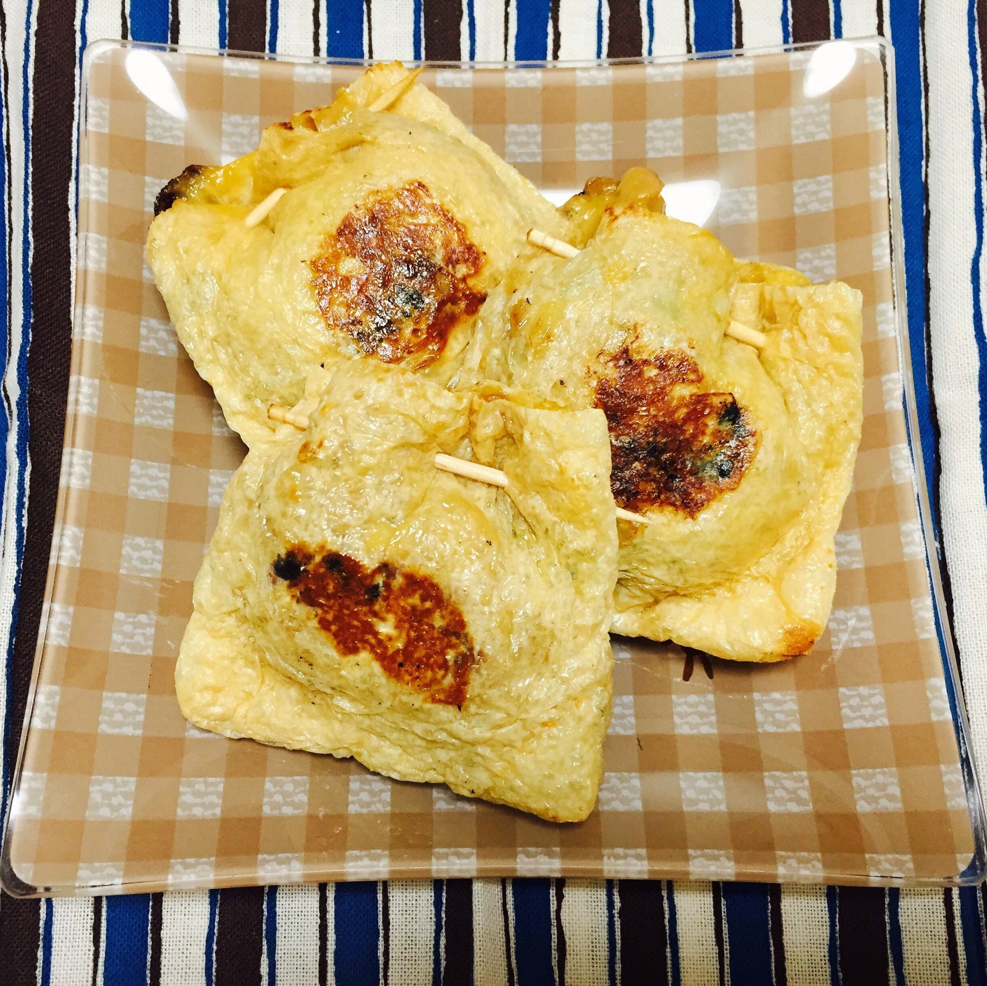 油揚げのみそチーズ納豆巾着